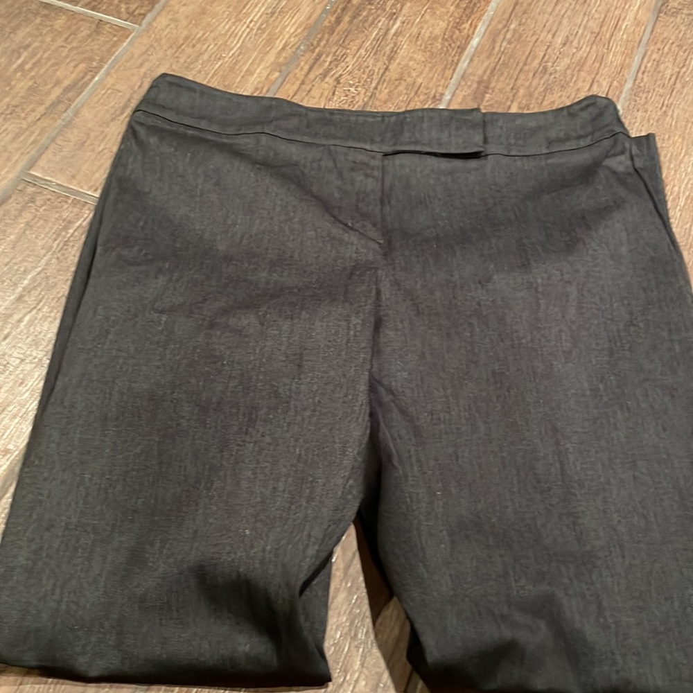 NWT New York & Company Average fit Slacks size 12 - Picture 2 of 4